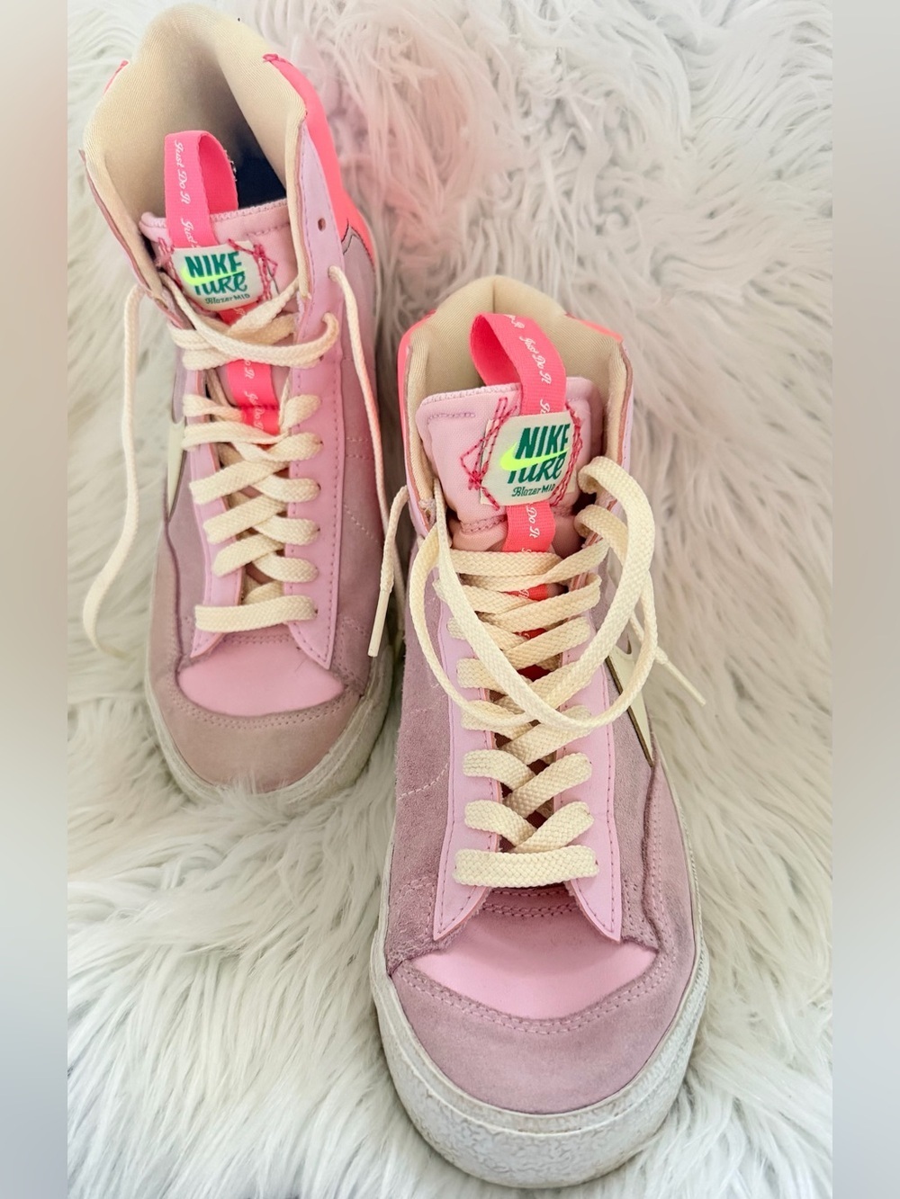 Nike Blazer Mid 77 SE Dance Pink Foam Sneakers Kids Size 7Y